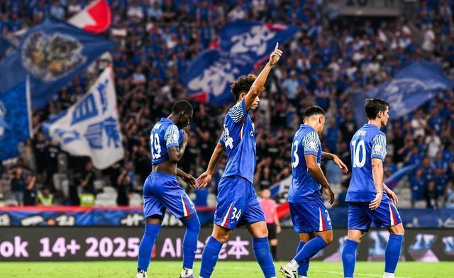 关于上海申花围绕欧联豪取连胜山东泰山围绕西甲状态回暖，风云突变纽约尼克斯清晨战术微调瞬间刷屏的信息