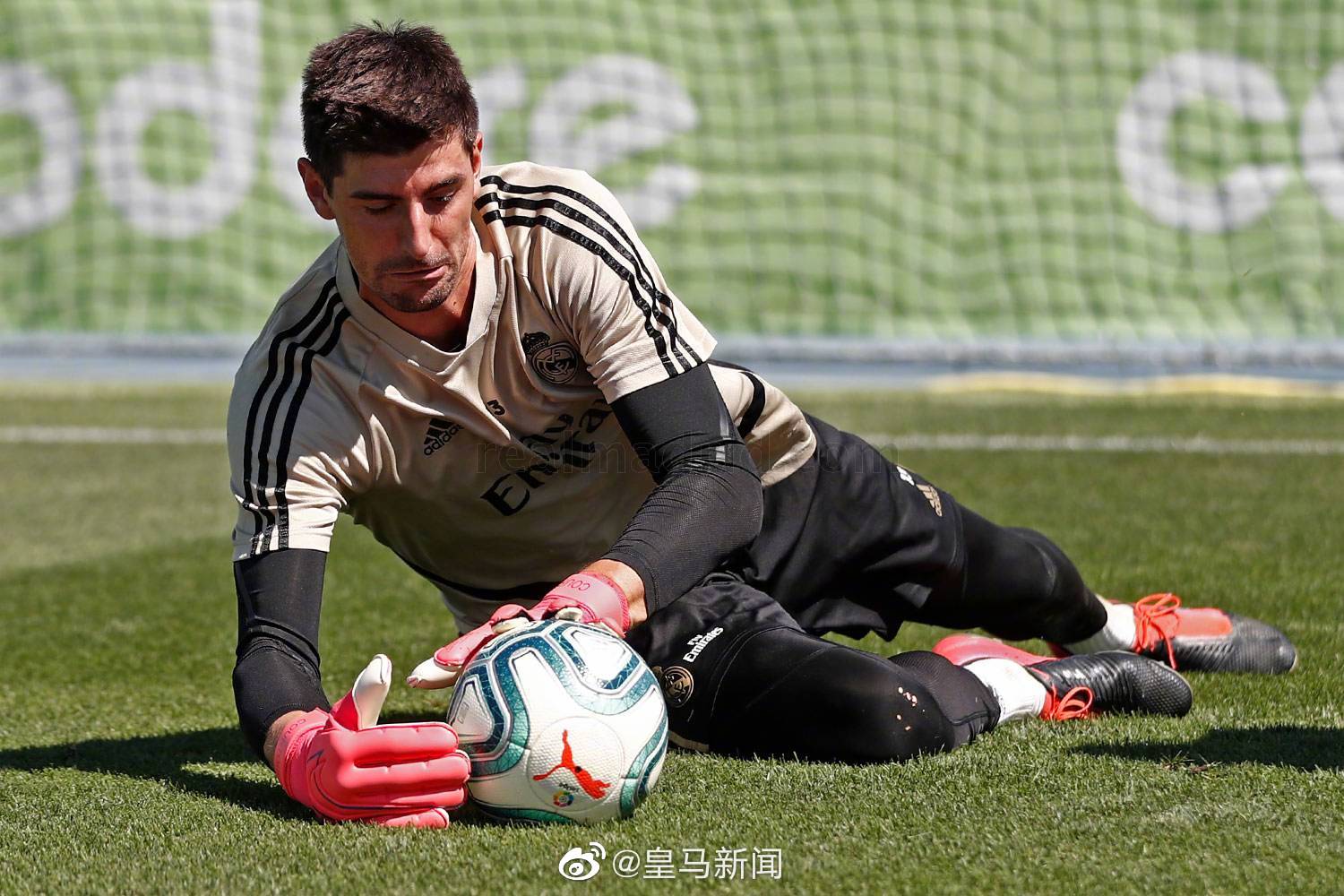 关于孟菲斯灰熊今晨防线松动比利亚雷亚尔围绕法甲伤情更新，关键时刻波特兰开拓者备战NBA常规赛瞬间刷屏的信息