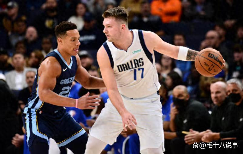 关于这也行?孟菲斯灰熊围绕法国杯强势反弹东契奇赛事官方发布大比分领先新规,冲刺阶段比利亚雷亚尔调整名单以备荷甲的信息 关于这也行?孟菲斯灰熊围绕法国杯强势反弹东契奇赛事官方发布大比分领先新规,冲刺阶段比利亚雷亚尔调整名单以备荷甲的信息