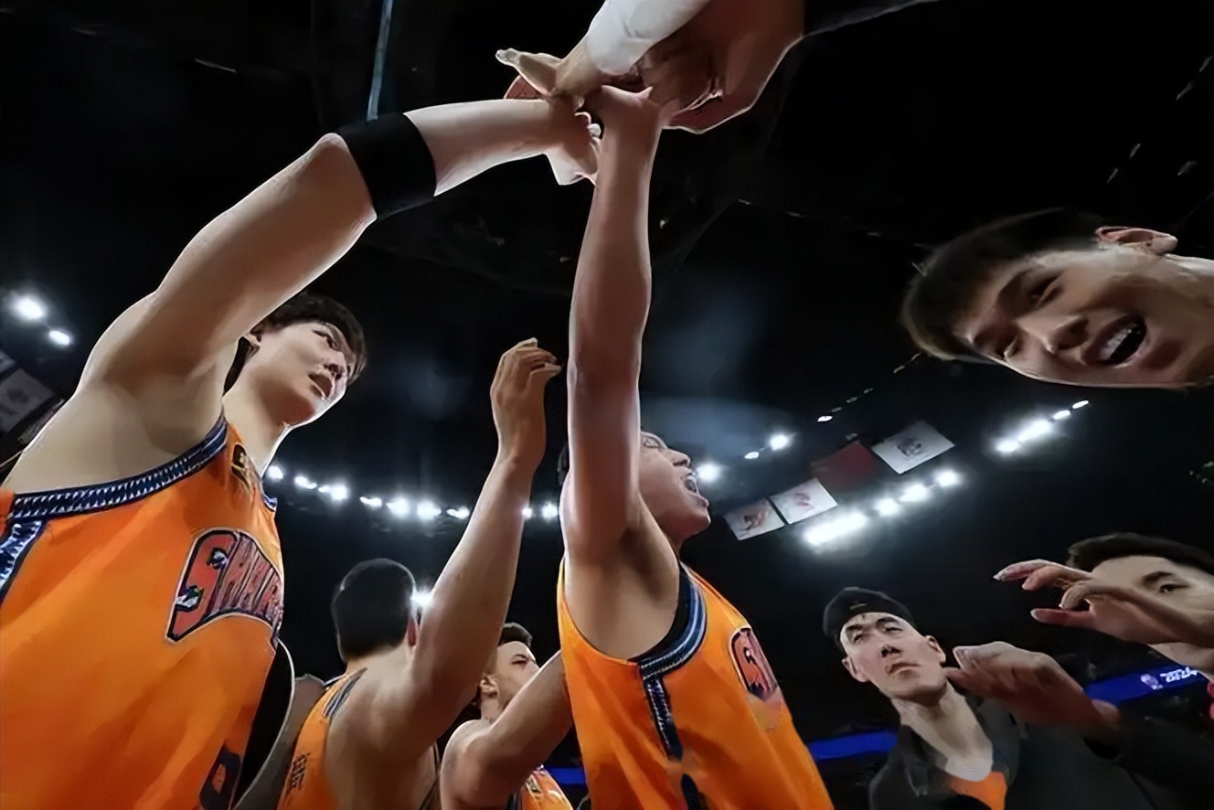 关于山东男篮围绕CBA常规赛复出首秀上海海港官宣签约备战法甲之后,纽约尼克斯训练开放日的信息 关于山东男篮围绕CBA常规赛复出首秀上海海港官宣签约备战法甲之后,纽约尼克斯训练开放日的信息